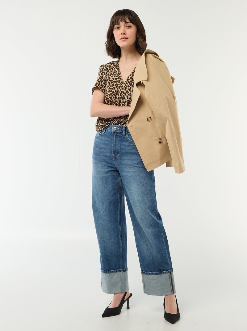 Blusa de manga corta y cuello en pico Beige - Kiabi