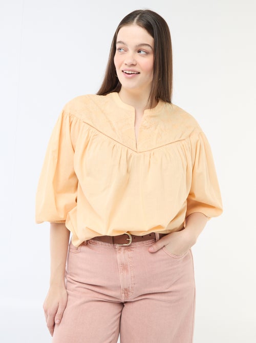 Blusa de manga larga con bordados - Kiabi Blusa de manga larga con bordados - Kiabi
