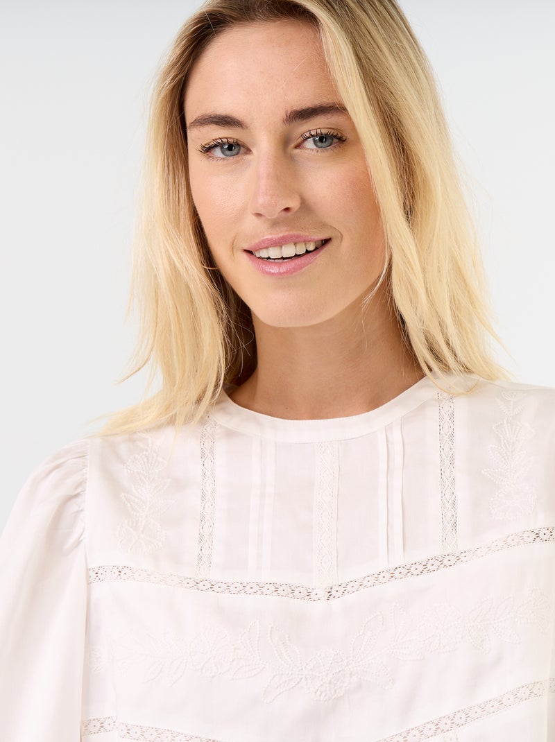 Blusa de manga larga con bordados Blanco - Kiabi