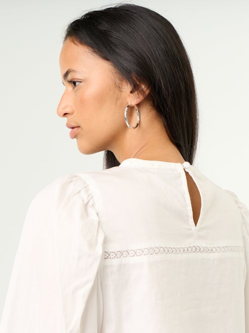 Blusa de manga larga con bordados - Kiabi Blusa de manga larga con bordados - Kiabi