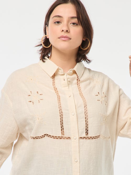 Blusa de manga larga con bordados calados - Kiabi