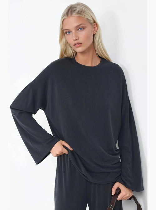 Blusa de manga larga con cuello redondo y ajuste relajado busem - Kiabi Blusa de manga larga con cuello redondo y ajuste relajado busem - Kiabi