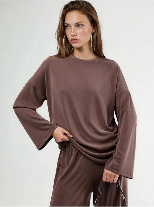 Blusa de manga larga con cuello redondo y ajuste relajado busem - Kiabi Blusa de manga larga con cuello redondo y ajuste relajado busem - Kiabi