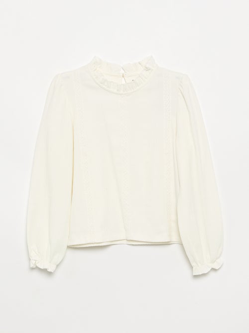 Blusa de mangas largas con cuello con volantes - Kiabi Blusa de mangas largas con cuello con volantes - Kiabi