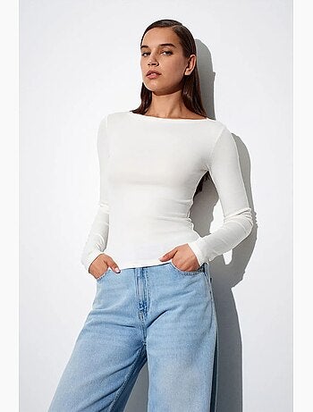 Blusa de mujer slim fit con cuello barco y manga larga dilvin