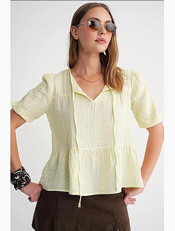Blusa de muselina texturizada con cuello redondo y ribete mixray