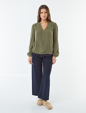 Blusa de punto de crepé con borde calado