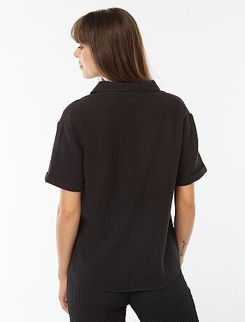 Blusa de punto de crepé con cuello de polo