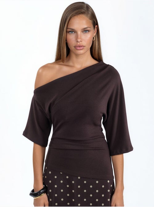 Blusa de punto de manga corta con cuello barco para mujer busem - Kiabi Blusa de punto de manga corta con cuello barco para mujer busem - Kiabi