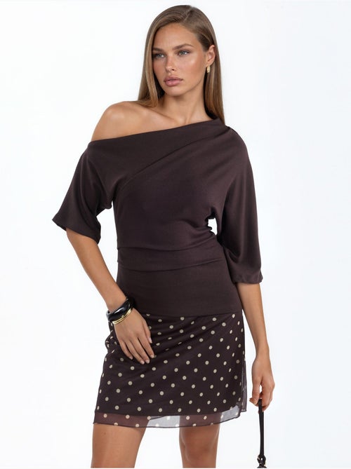 Blusa de punto de manga corta con cuello barco para mujer busem - Kiabi Blusa de punto de manga corta con cuello barco para mujer busem - Kiabi