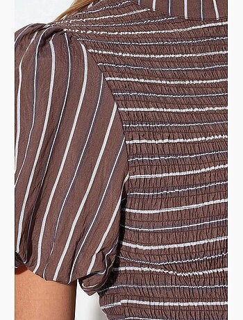 Blusa de rayas texturizada con volante busem