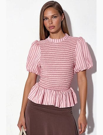 Blusa de rayas texturizada con volante busem