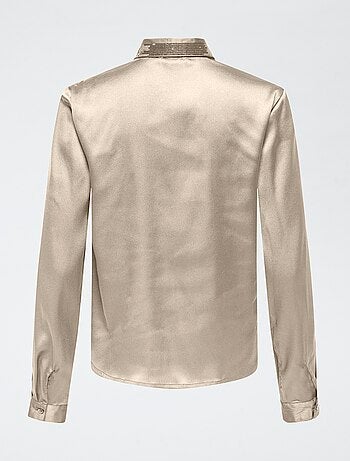 Blusa de satén con lentejuelas