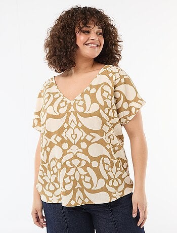 Blusa de tejido gofrado con manga corta