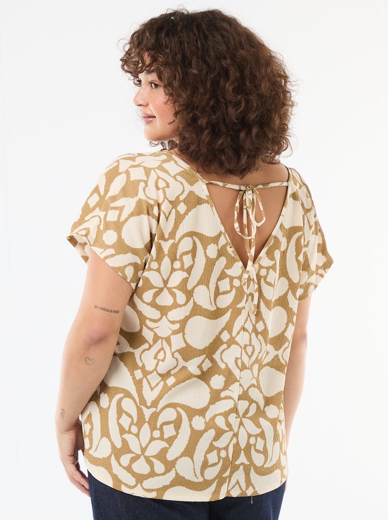 Blusa de tejido gofrado con manga corta Marron - Kiabi