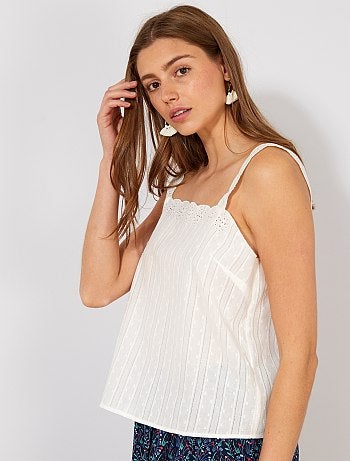 Blusa de tirantes con bordado inglés - Kiabi