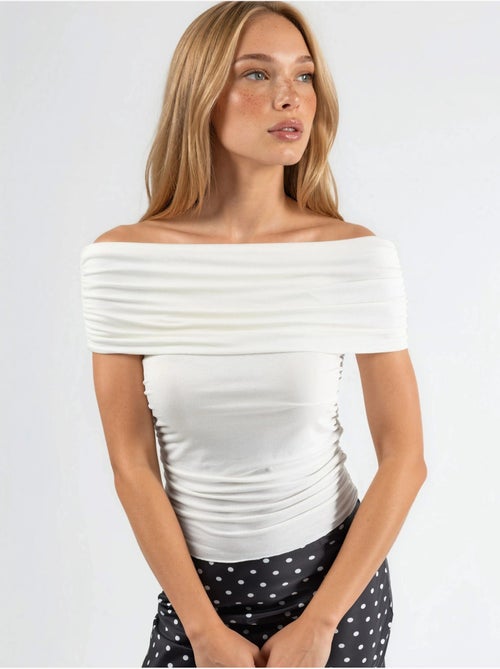 Blusa drapeada con hombros descubiertos busem - Kiabi Blusa drapeada con hombros descubiertos busem - Kiabi