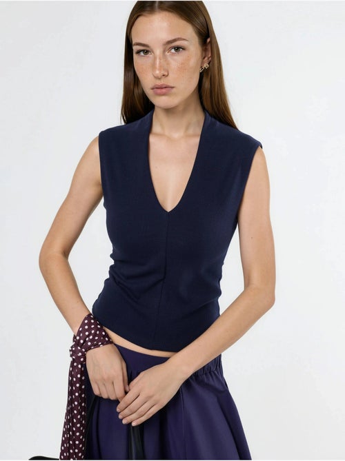 Blusa drapeada sin mangas con cuello en v busem - Kiabi Blusa drapeada sin mangas con cuello en v busem - Kiabi