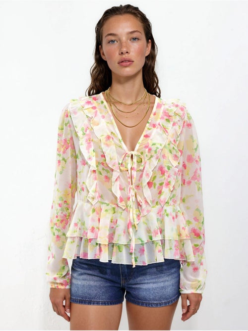 Blusa estampada con cuello en V y volantes - Kiabi Blusa estampada con cuello en V y volantes - Kiabi
