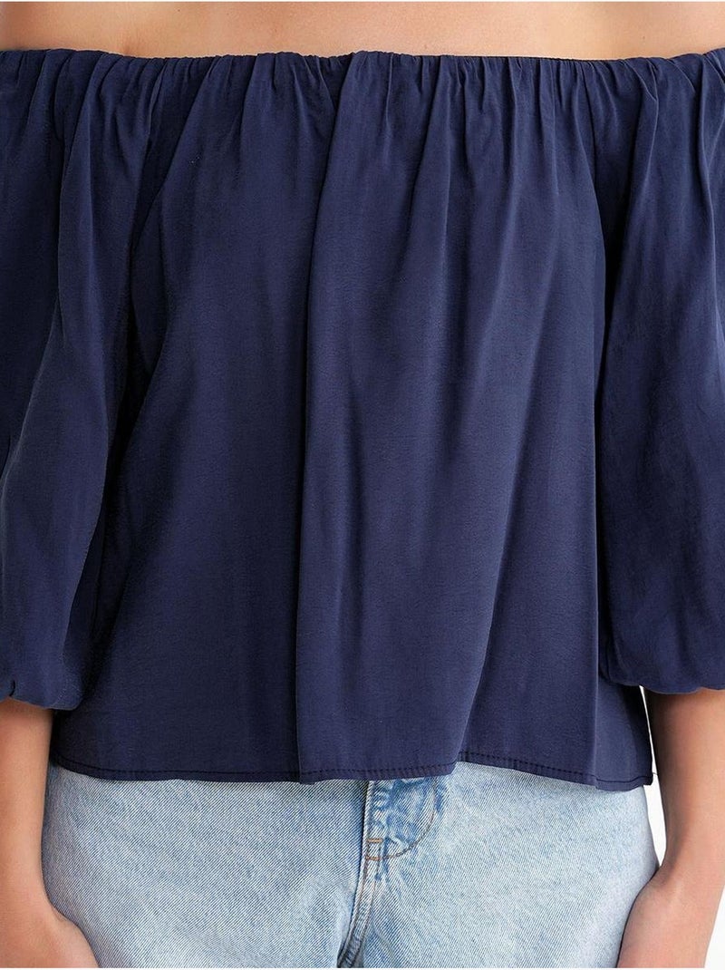 Blusa fina de modal y poliéster con cuello madonna y detalle de volante mixray Azul marino - Kiabi