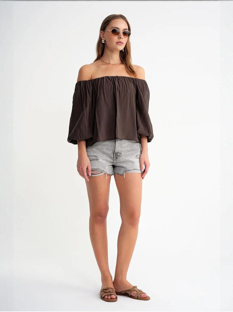 Blusa fina de modal y poliéster con cuello madonna y detalle de volante mixray Marrón oscuro - Kiabi