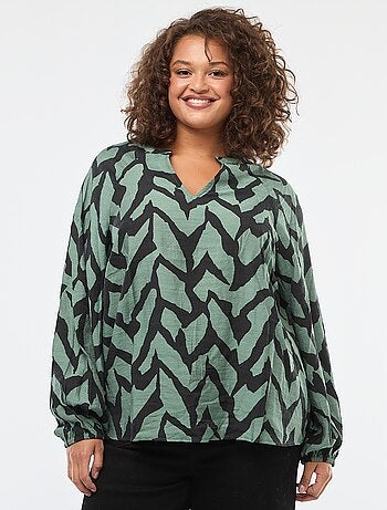 Blusa fluida con cuello mao 'Only Carmakoma'