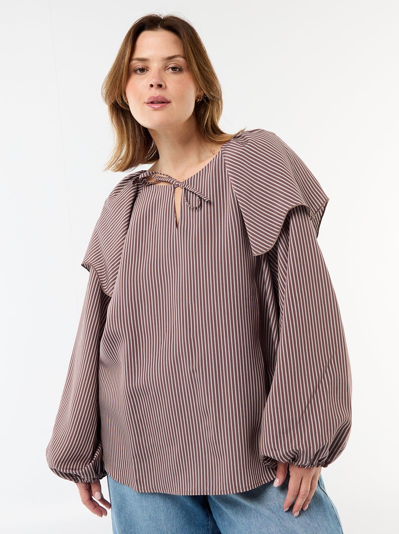 Blusa fluida de manga larga con volante grande en el cuello Marron - Kiabi