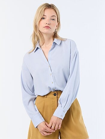 Blusa fluida lisa