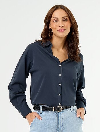 Blusa fluida lisa