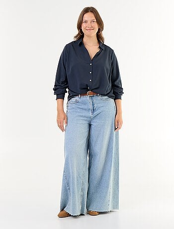 Blusa fluida lisa