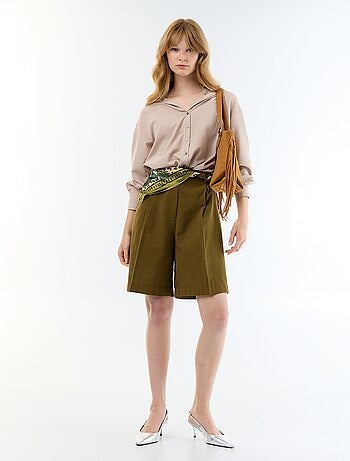 Blusa fluida lisa