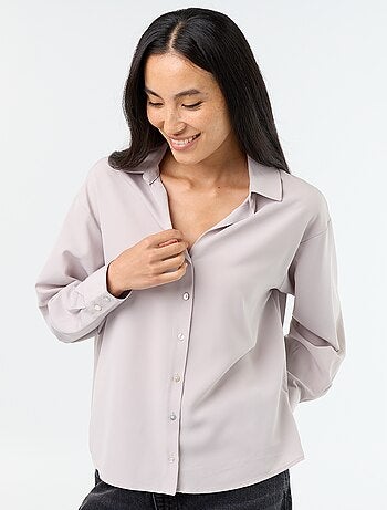 Blusa fluida lisa