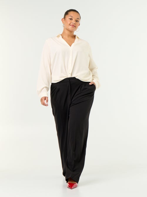 Blusa fluida lisa - Kiabi Blusa fluida lisa - Kiabi