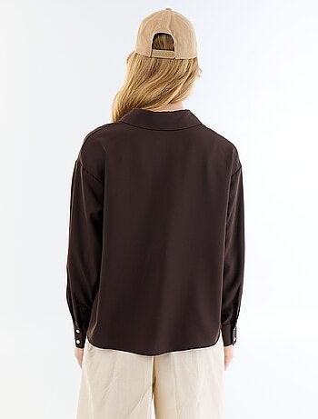 Blusa fluida lisa