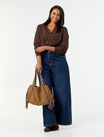 Blusa fluida lisa
