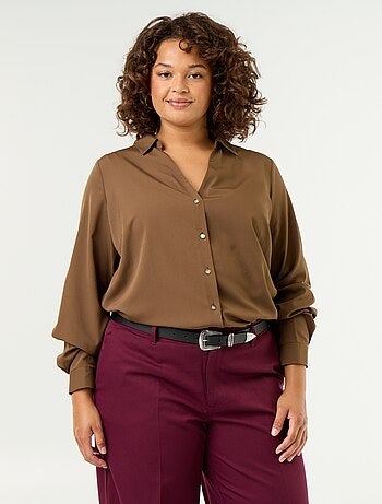 Blusa fluida lisa