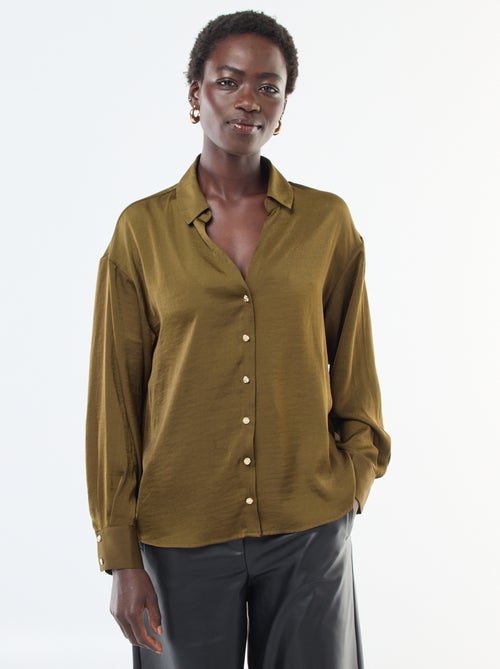 Blusa fluida satinada con botones dorados - Kiabi