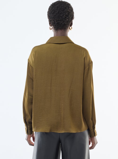 Blusa fluida satinada con botones dorados - Kiabi