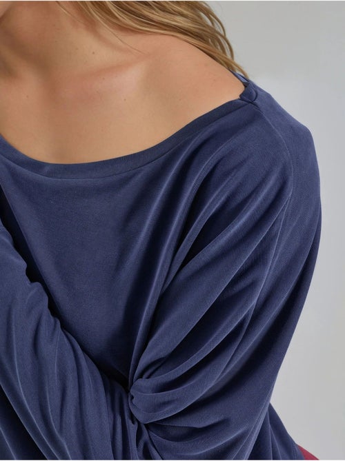 Blusa holgada con cuello barco busem - Kiabi Blusa holgada con cuello barco busem - Kiabi
