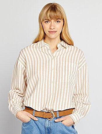 Blusa larga con bolsillo en el pecho con un 20 % de lino