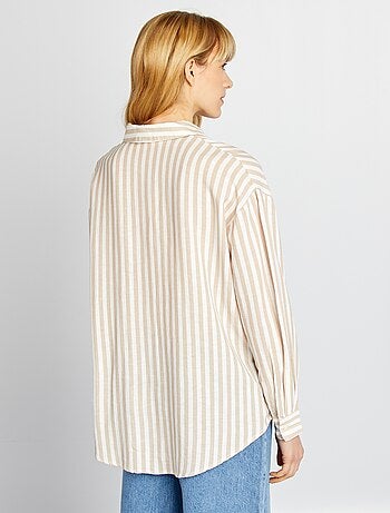 Blusa larga con bolsillo en el pecho con un 20 % de lino