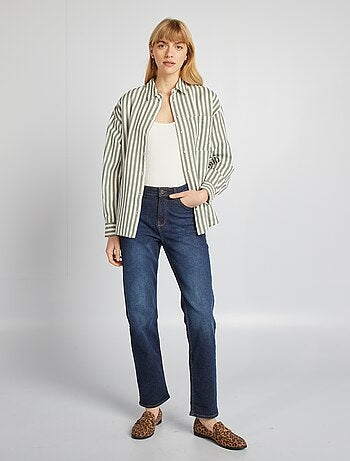 Blusa larga con bolsillo en el pecho con un 20 % de lino