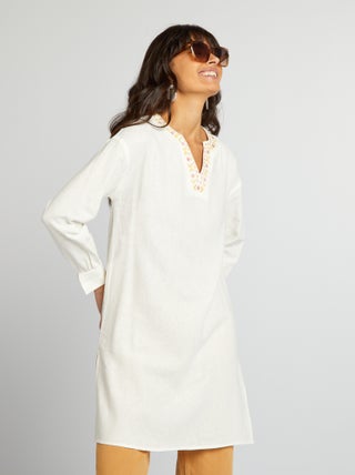 Blusa larga de lino con cuello panadero