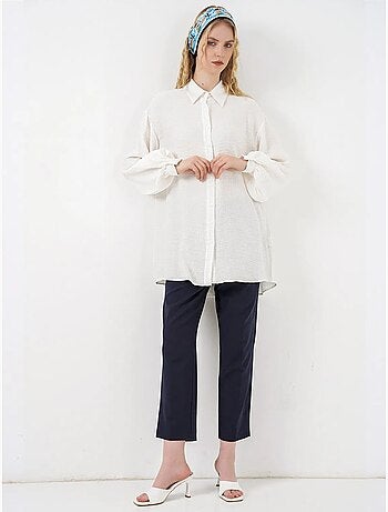 Blusa larga oversize texturizada con cuello de camisa bdart