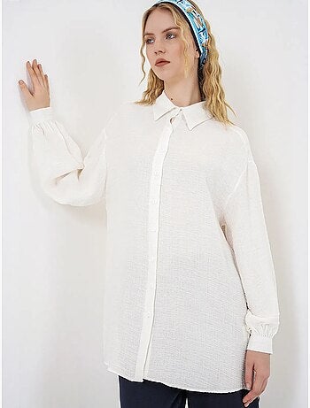 Blusa larga oversize texturizada con cuello de camisa bdart