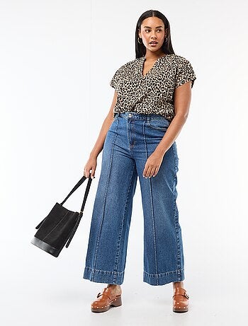 Blusa ligera de manga corta