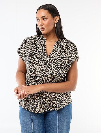 Blusa ligera de manga corta