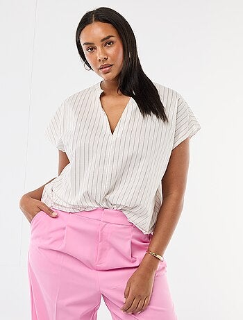 Blusa ligera de manga corta