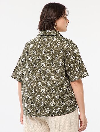 Blusa ligera de manga corta con motivo