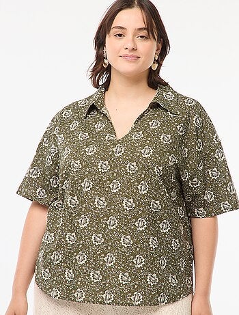 Blusa ligera de manga corta con motivo